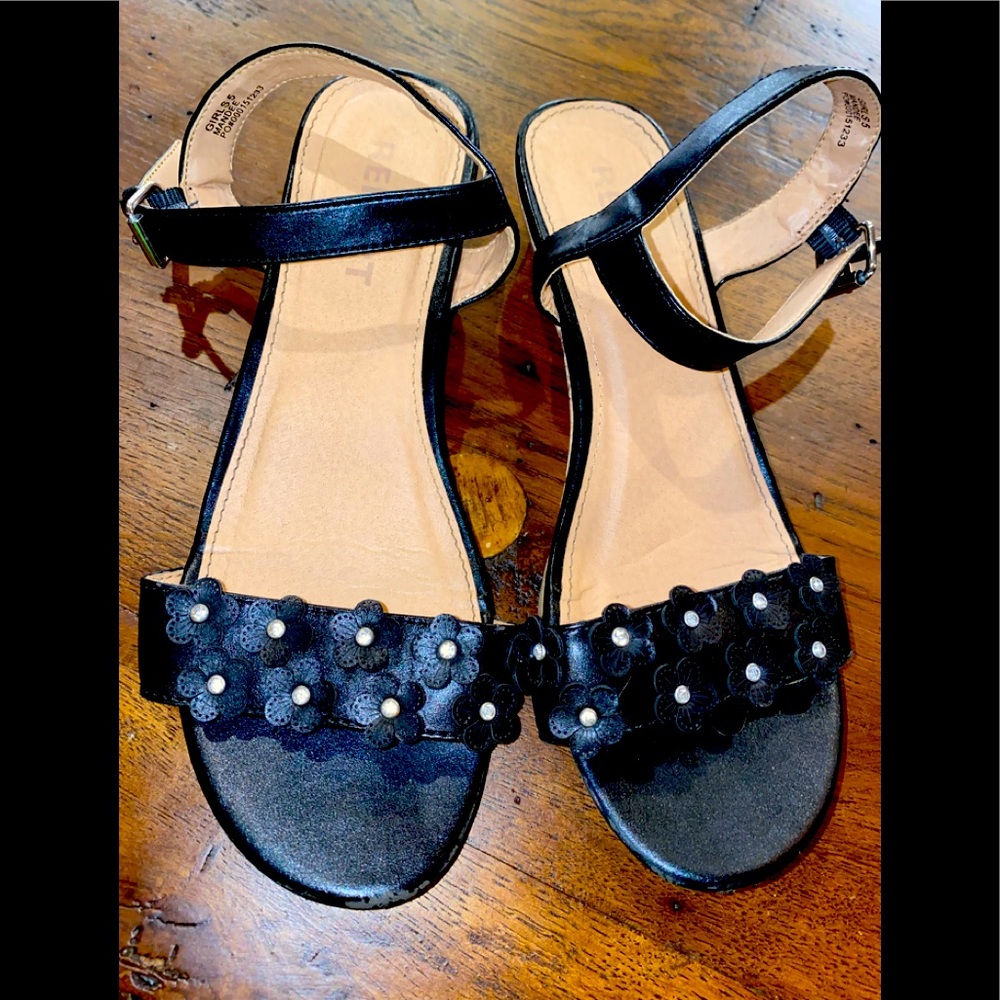 Report black floral 🌸 sandals cork wedge Size 5